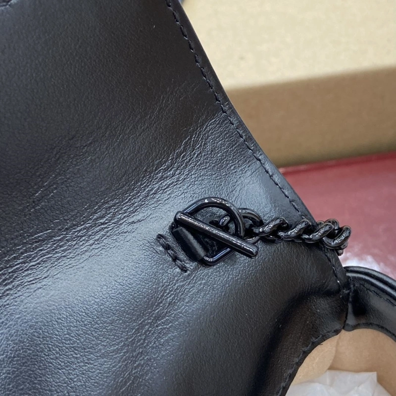 Gvc*1 satchel bags 4011b-0070