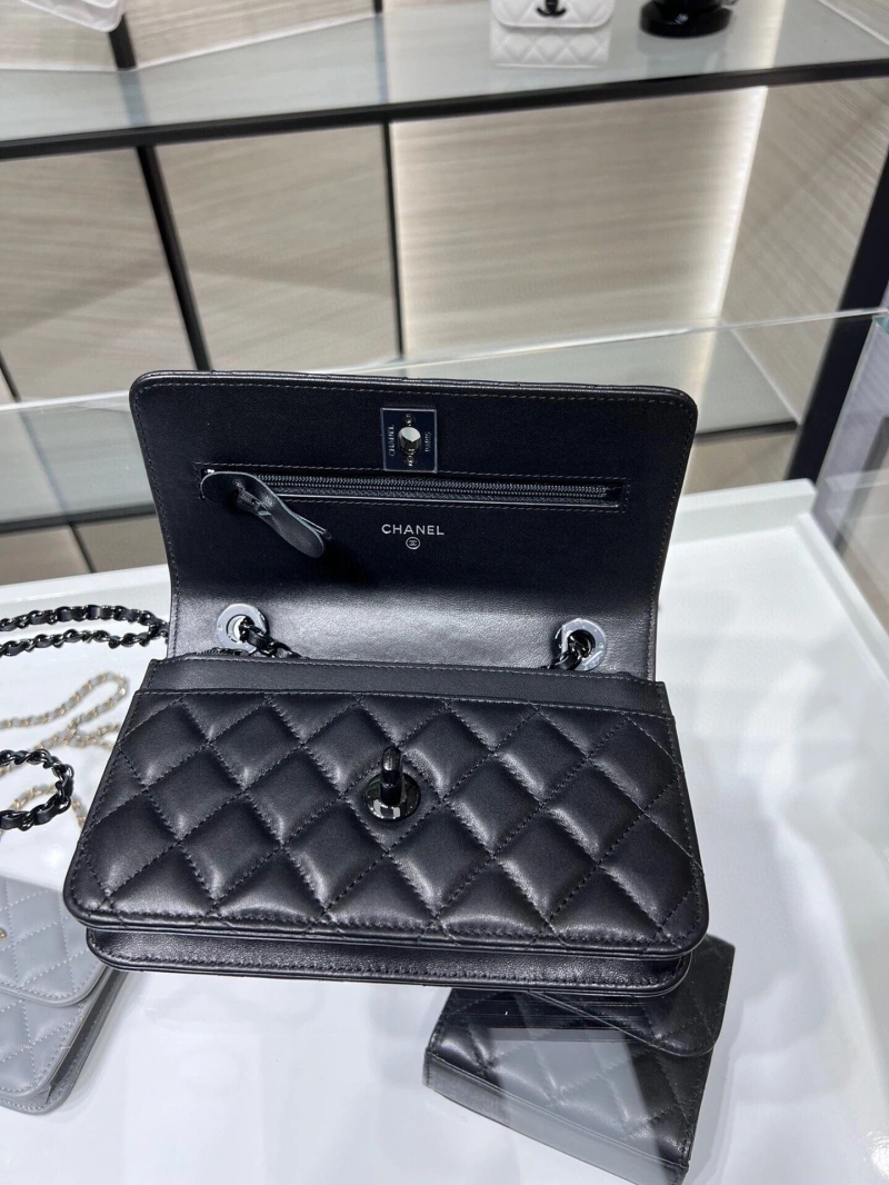 Ch**el woc bags 4017-0691
