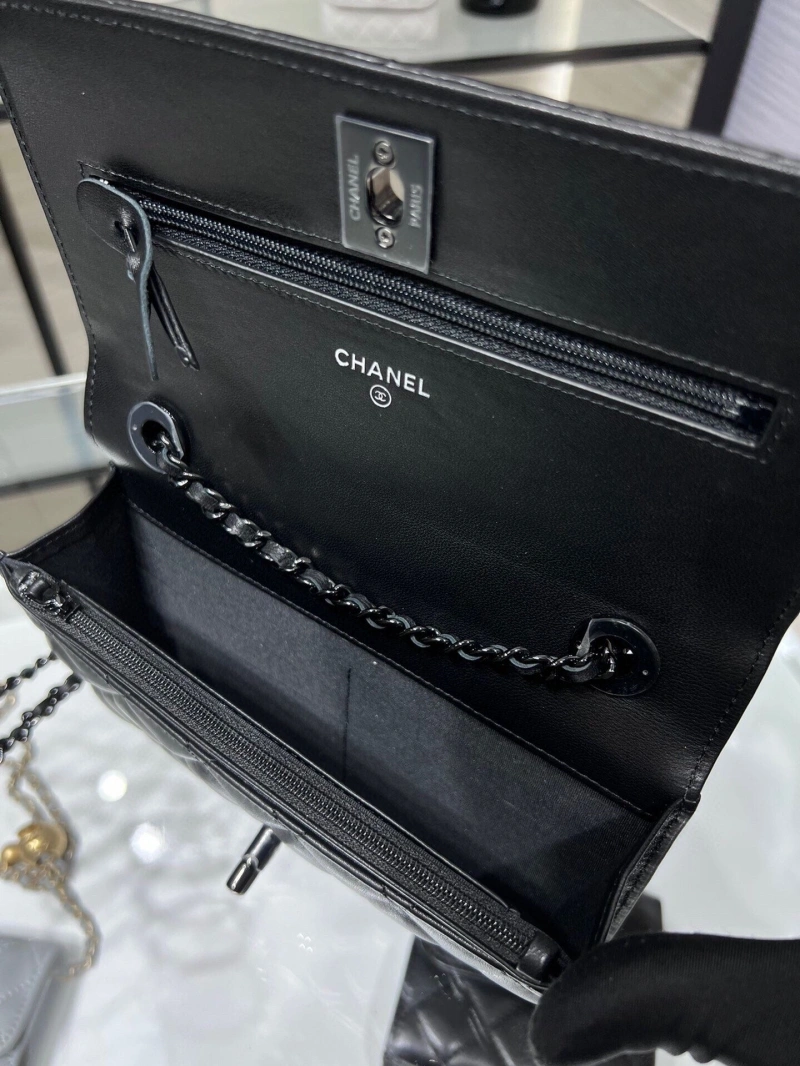 Ch**el woc bags 4017-0691