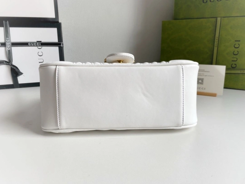Gvc*1 top handle bags 4032-0329