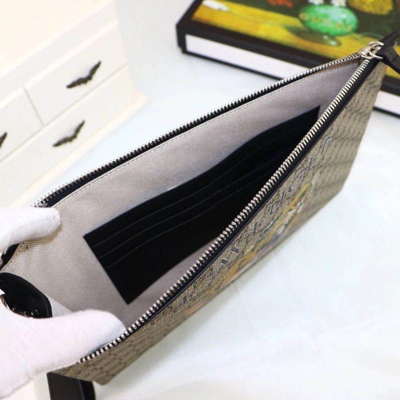 Gvc*1 clutch bags 4036-0687
