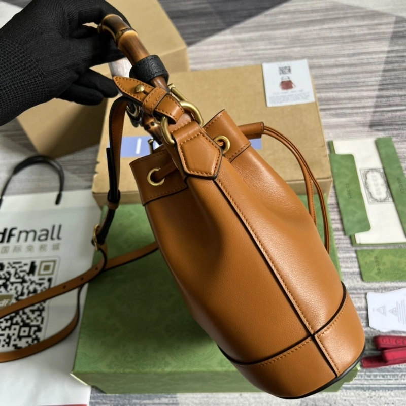 Gvc*1 bucket bags 4036c-2781
