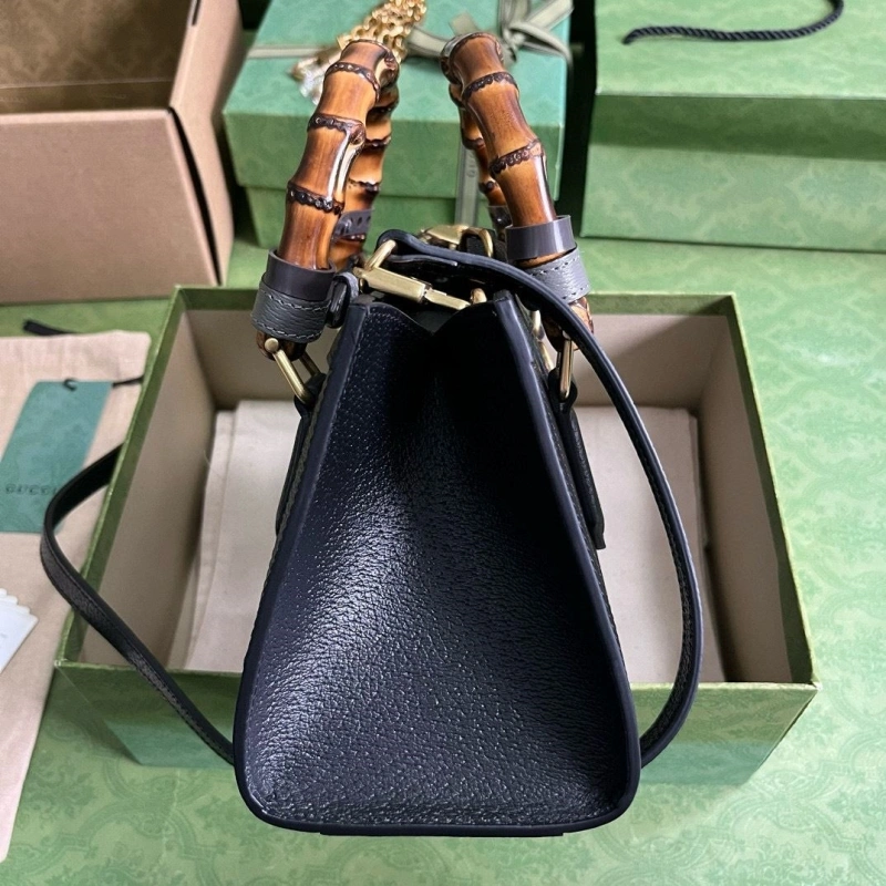 Gvc*1 top handle bags 4036c-2785