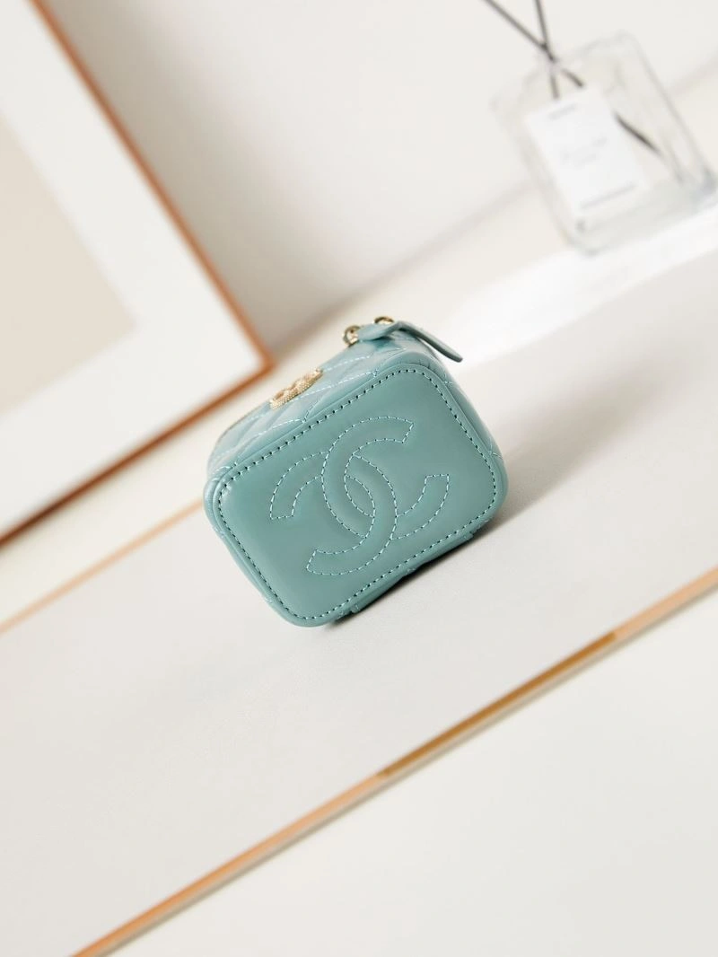 Ch**el cosmetic bags 4046g-0044