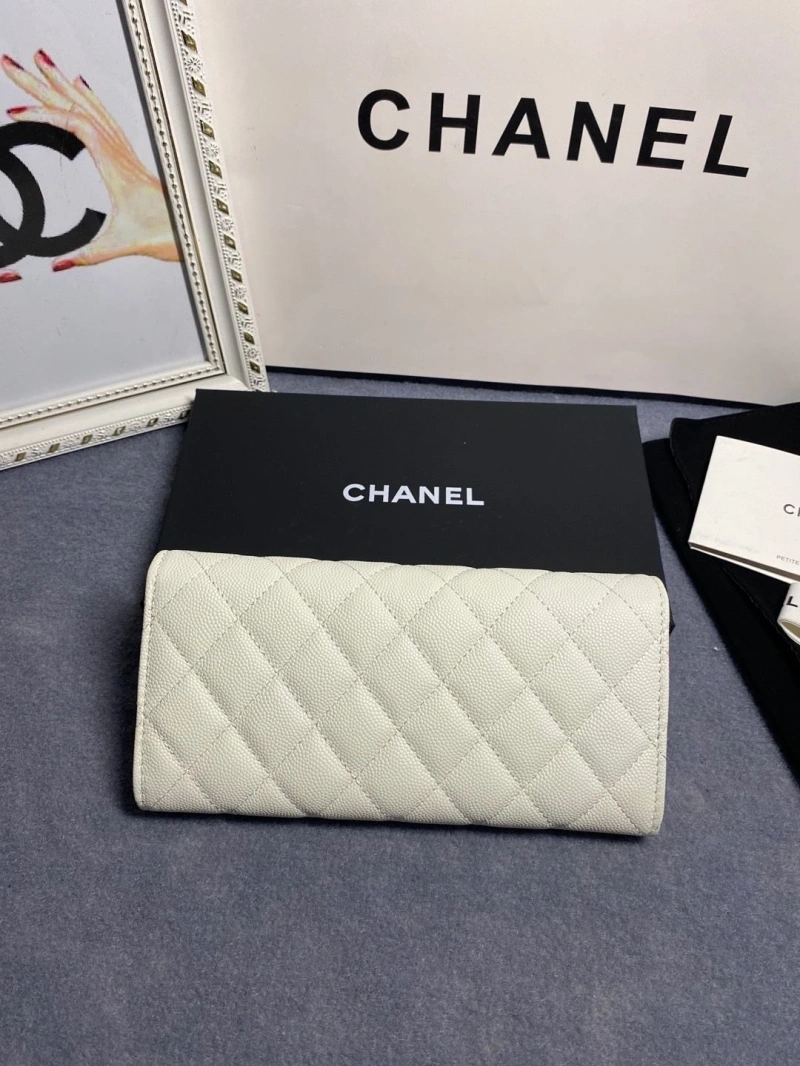 Ch**el wallets 4046h-0171