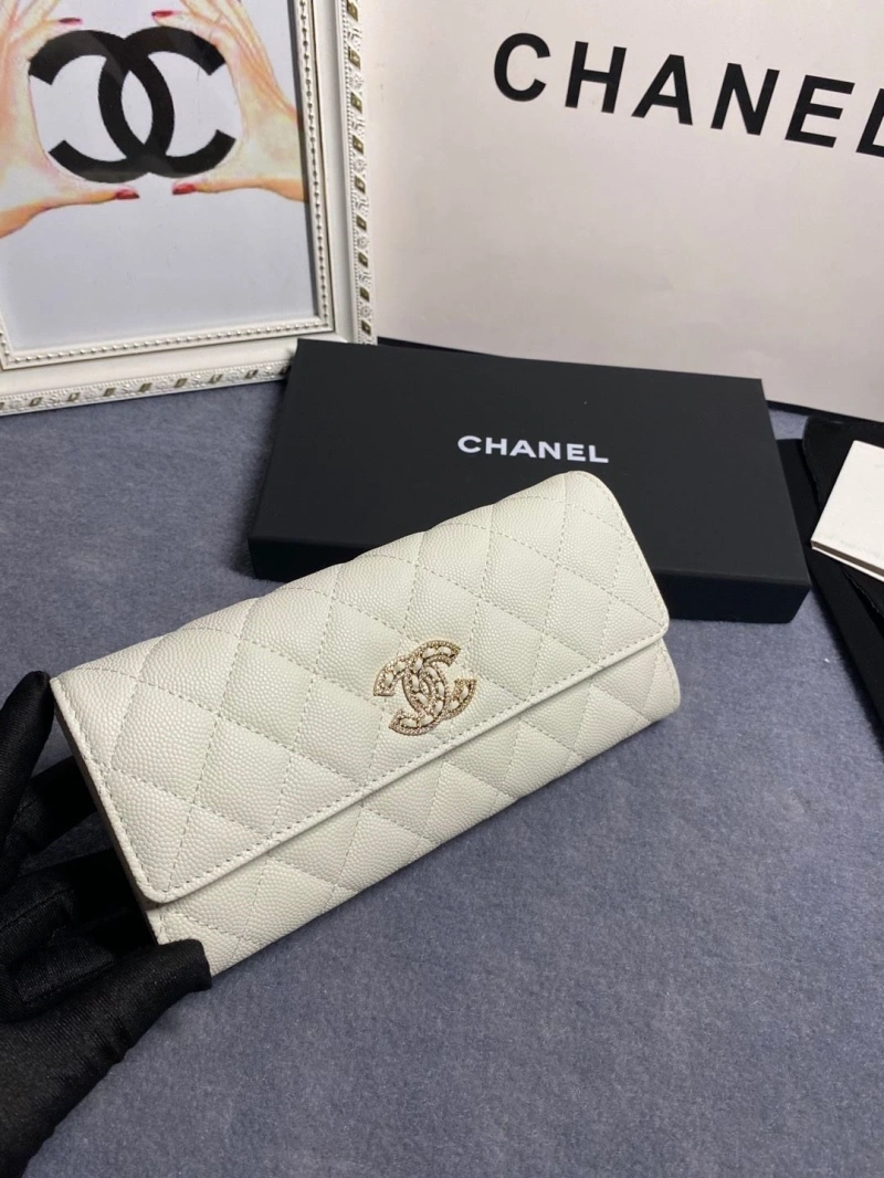 Ch**el wallets 4046h-0171