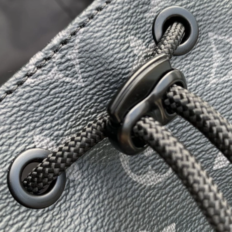 LV Backpacks 4048A-0015