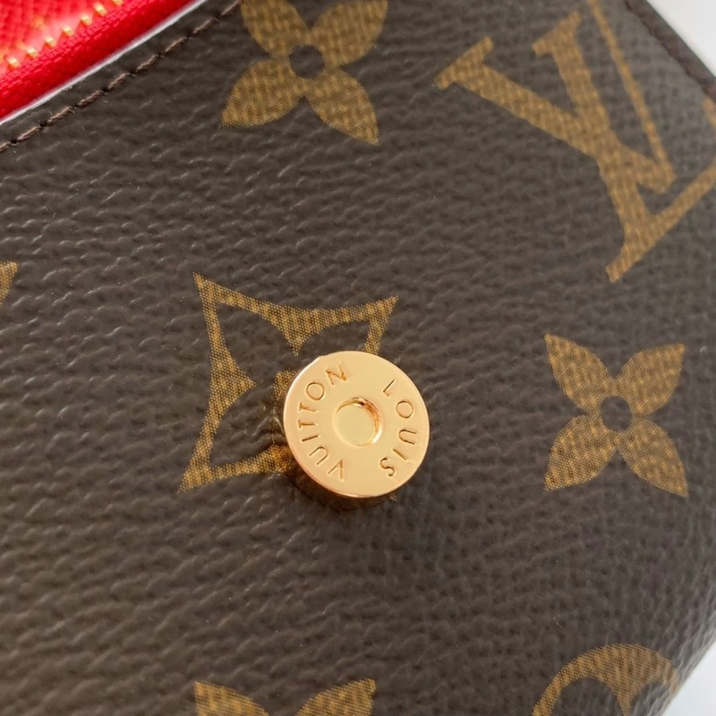 LV Wallets 4048A-0020