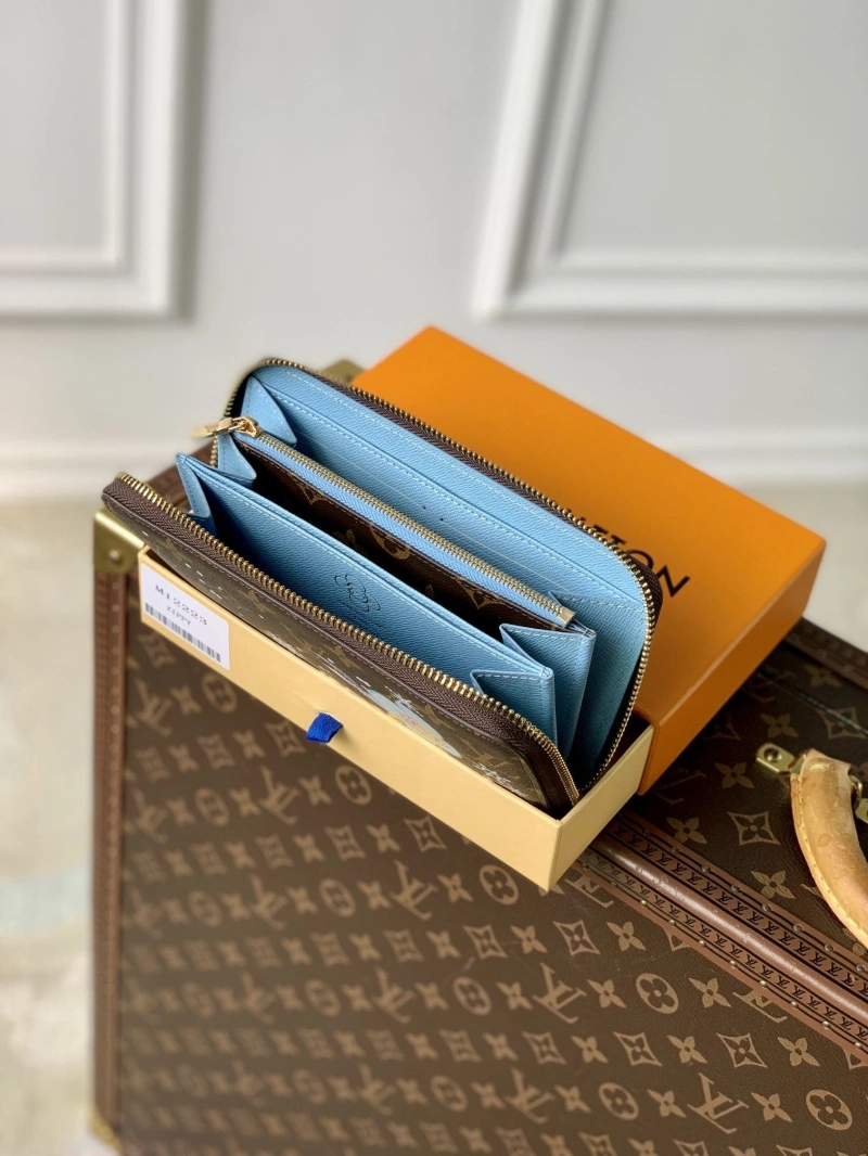 LV Wallets 4048A-0054