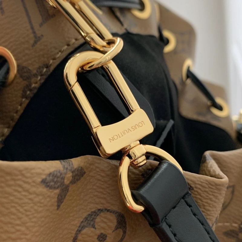 LV Bucket Bags 4048A-0056