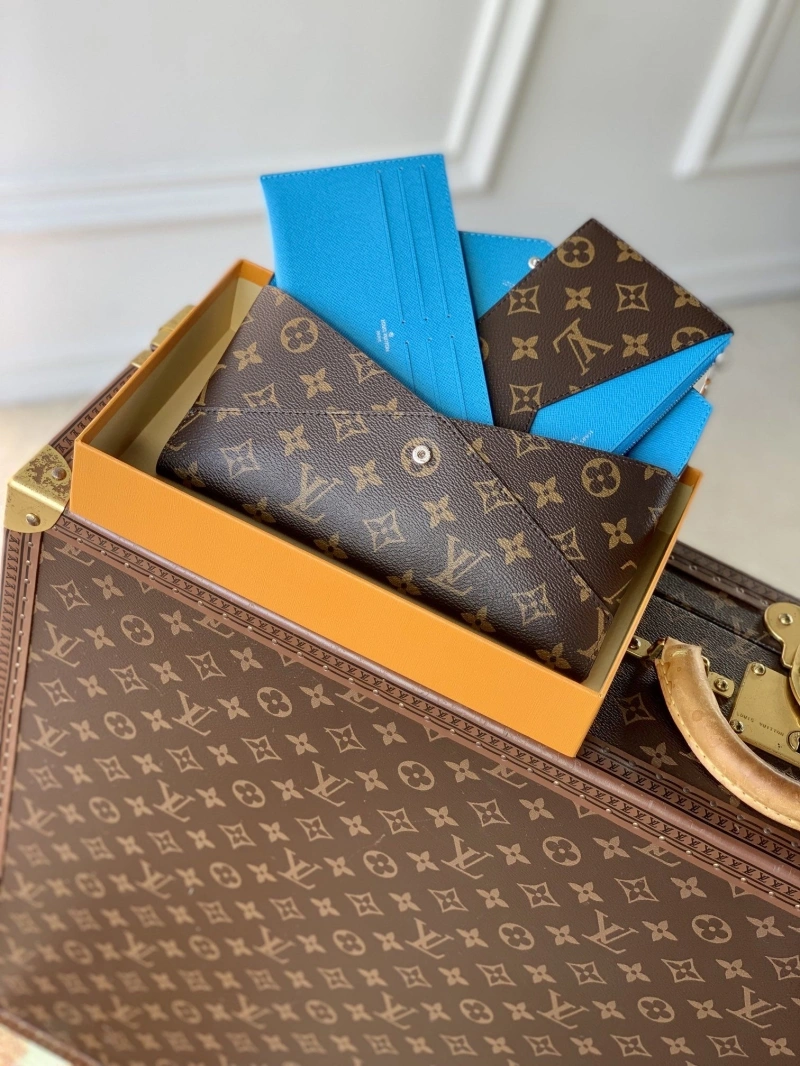 LV Wallets 4048A-0077