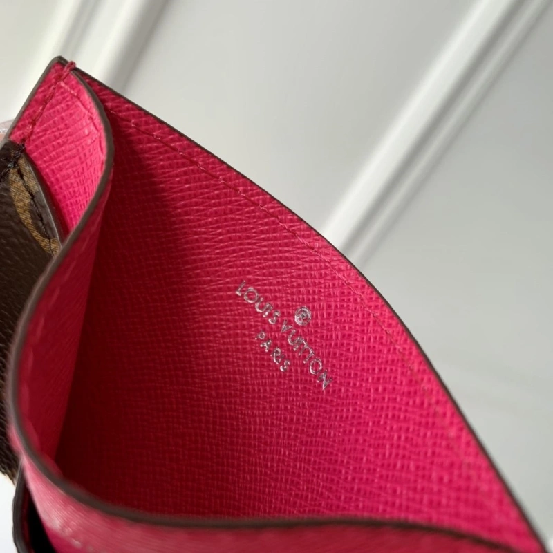 LV Wallets 4048A-0079