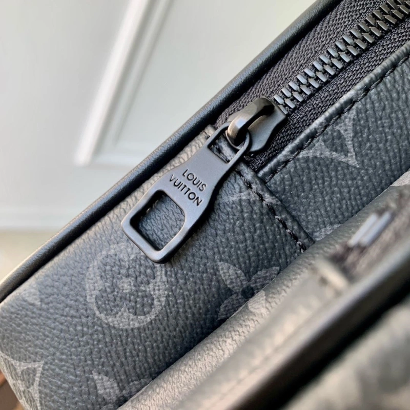LV Backpacks 4048A-0121