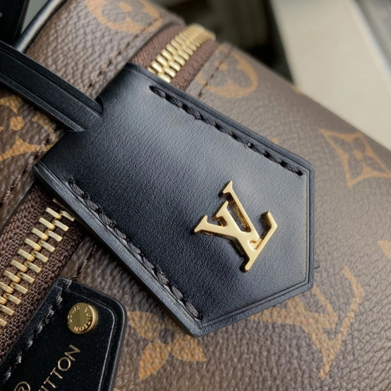 LV Cosmetic Bags 4048A-0142