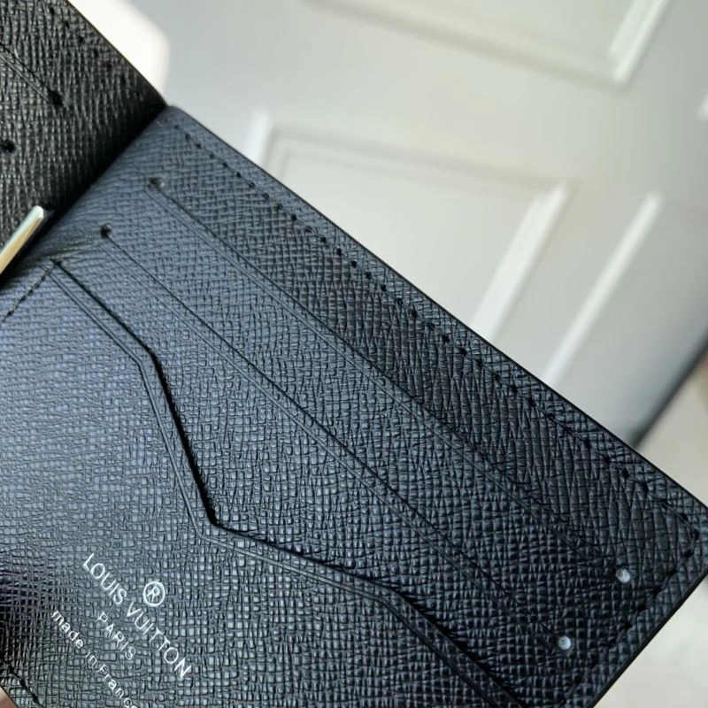 LV Wallets 4048F-0022