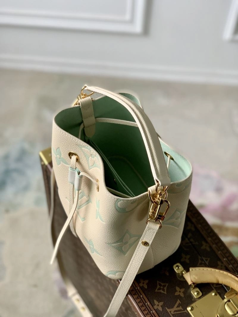 LV Bucket Bags 4048F-0033