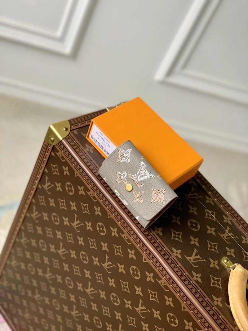 LV Wallets 4048F-0038