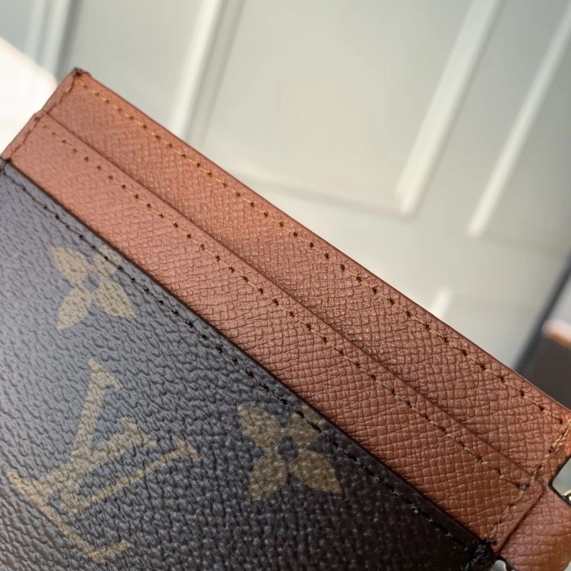 LV Wallets 4048F-0061