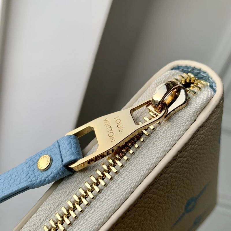 LV Wallets 4048F-0066