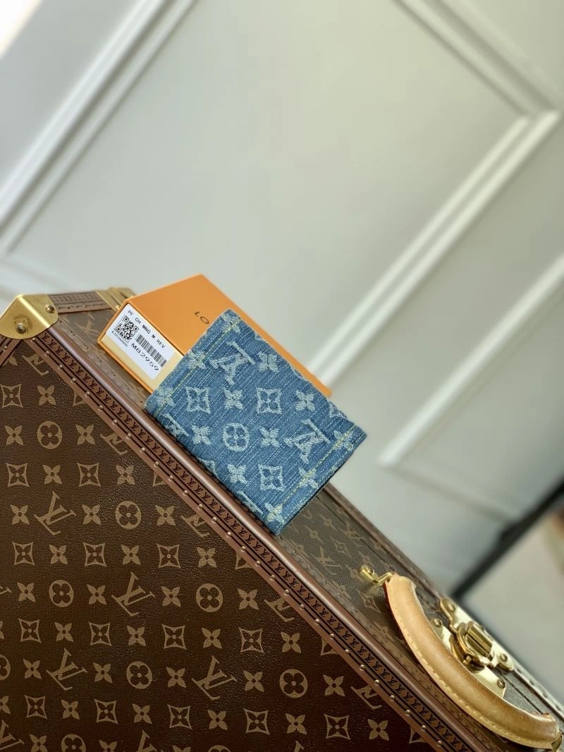 LV Wallets 4048F-0102