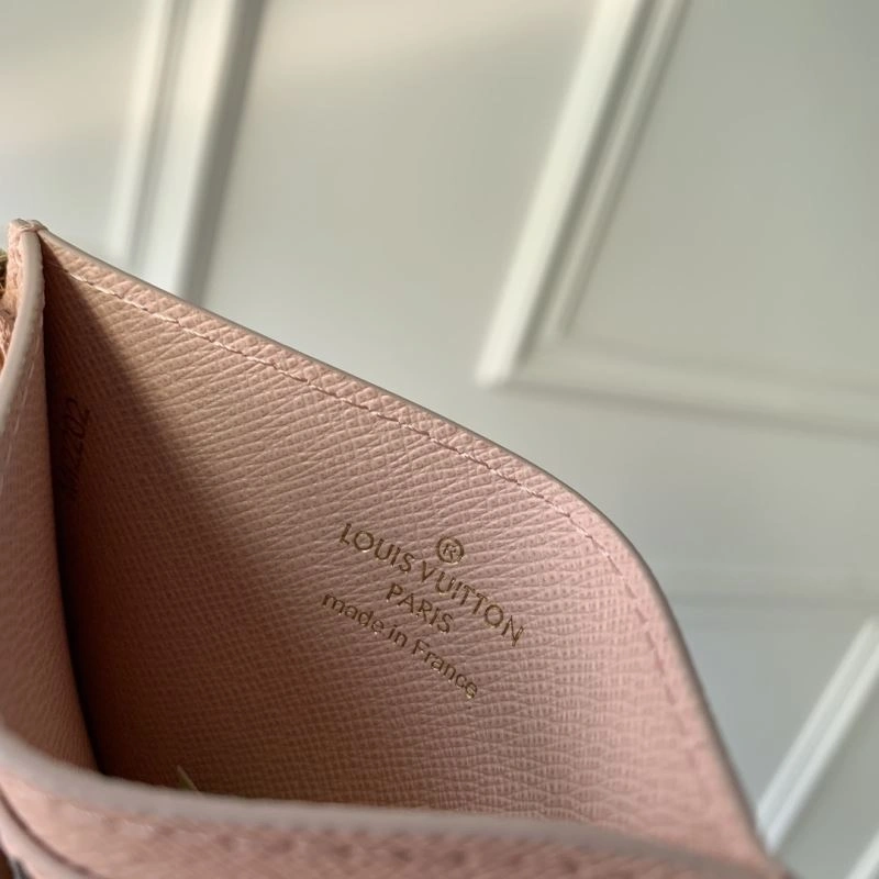 LV Wallets 4048F-0107
