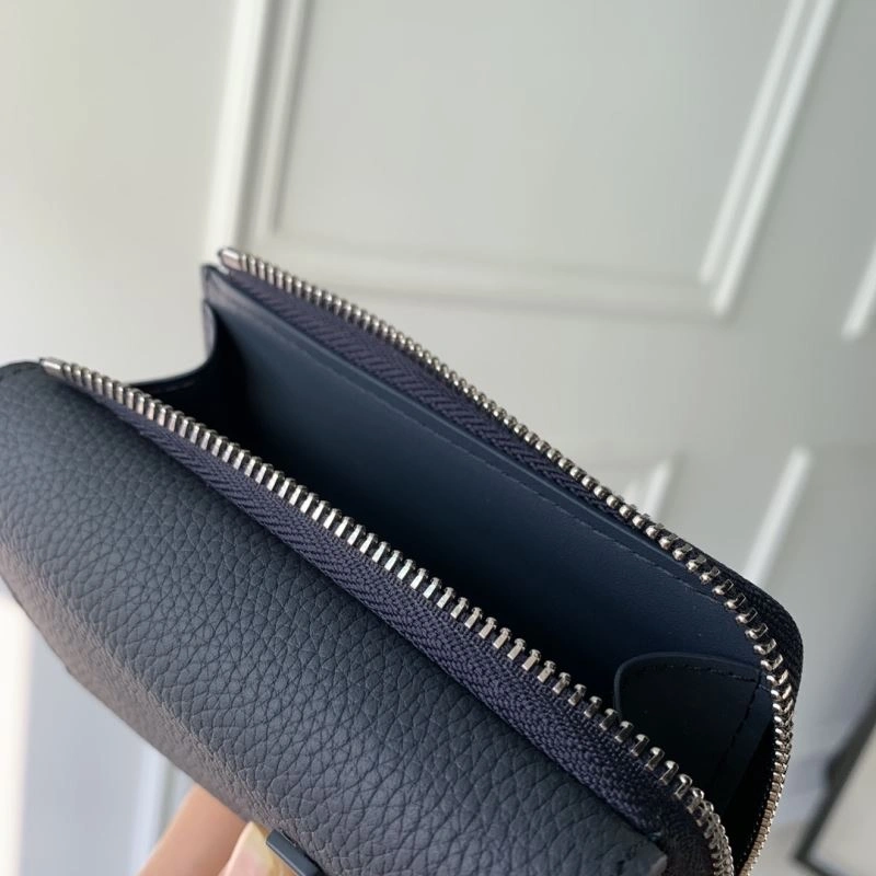 LV Wallets 4048F-0110