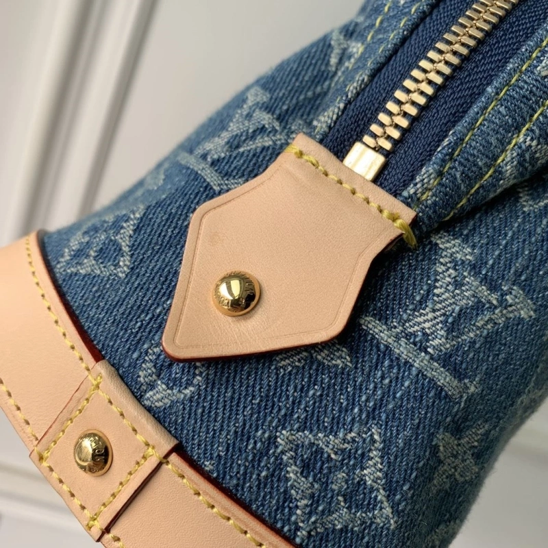 LV Cosmetic Bags 4048G-0016
