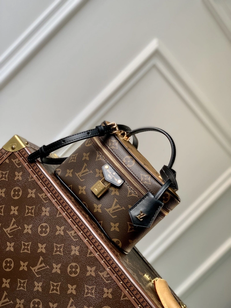 LV Cosmetic Bags 4048G-0082