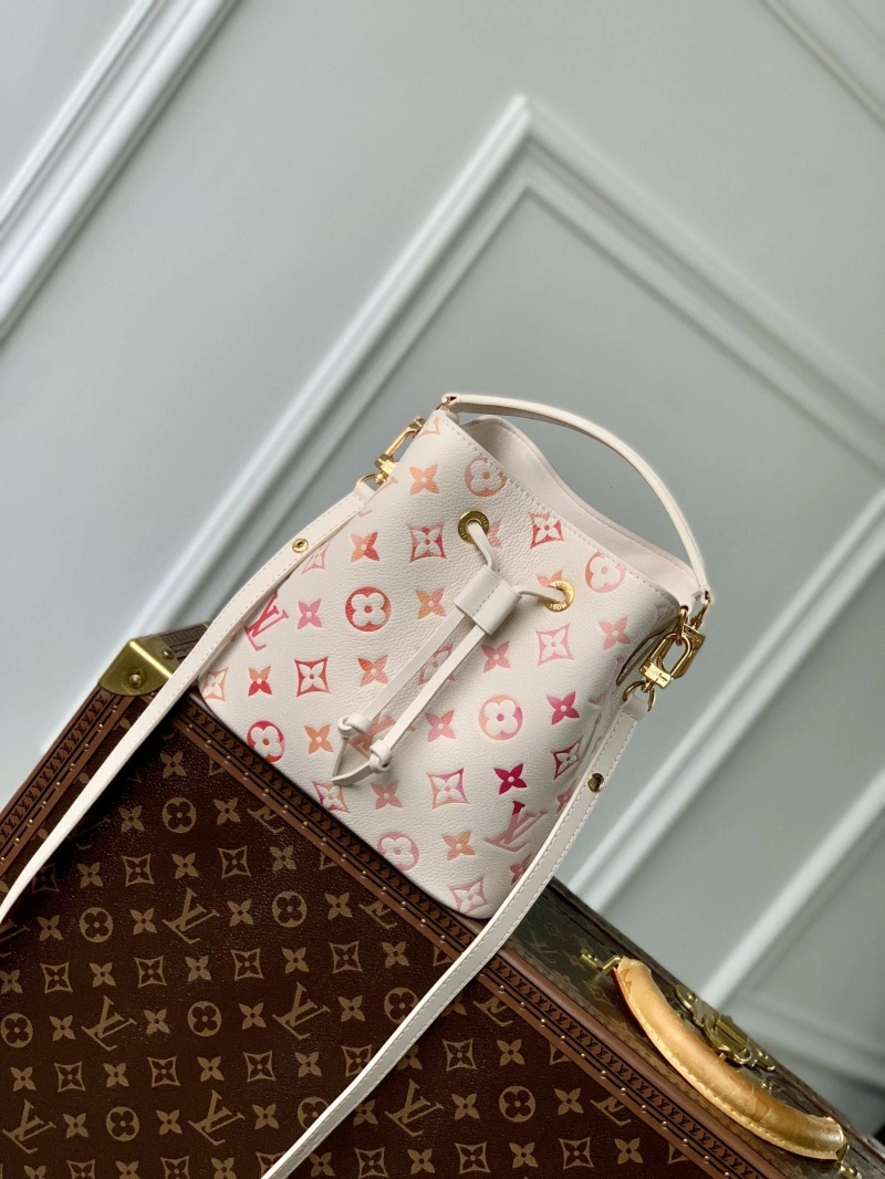 LV Bucket Bags 4048I-0018
