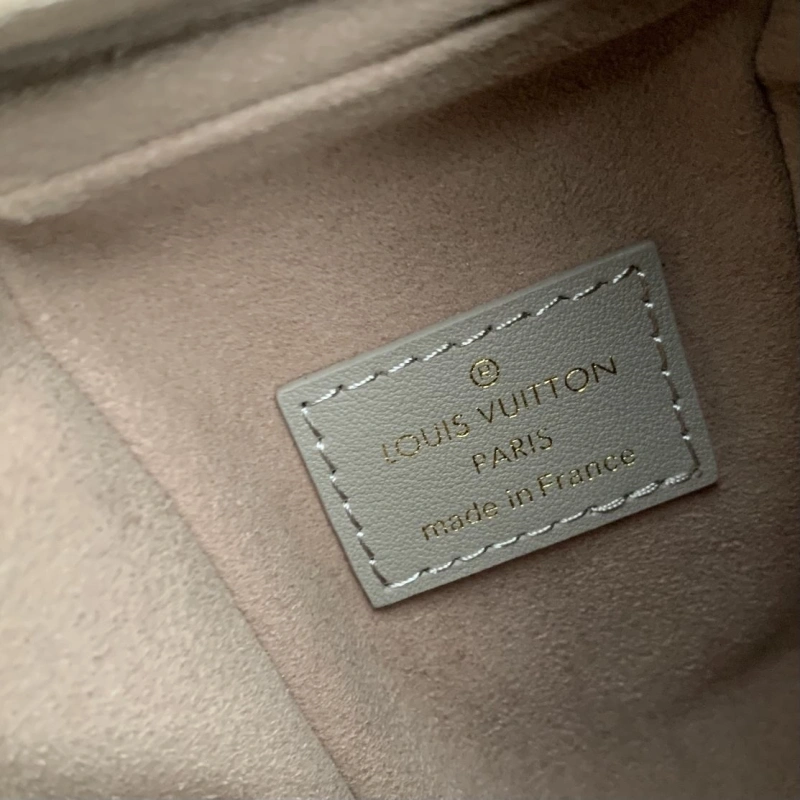LV Box Bags 4048I-0038