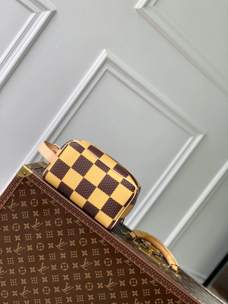 LV Cosmetic Bags 4048I-0051