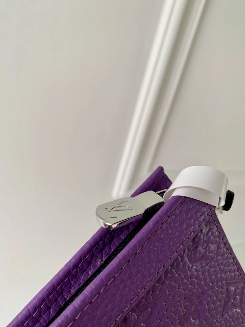 LV Clutch Bags 4048I-0131