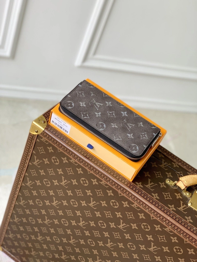 LV Wallets 4048I-0487