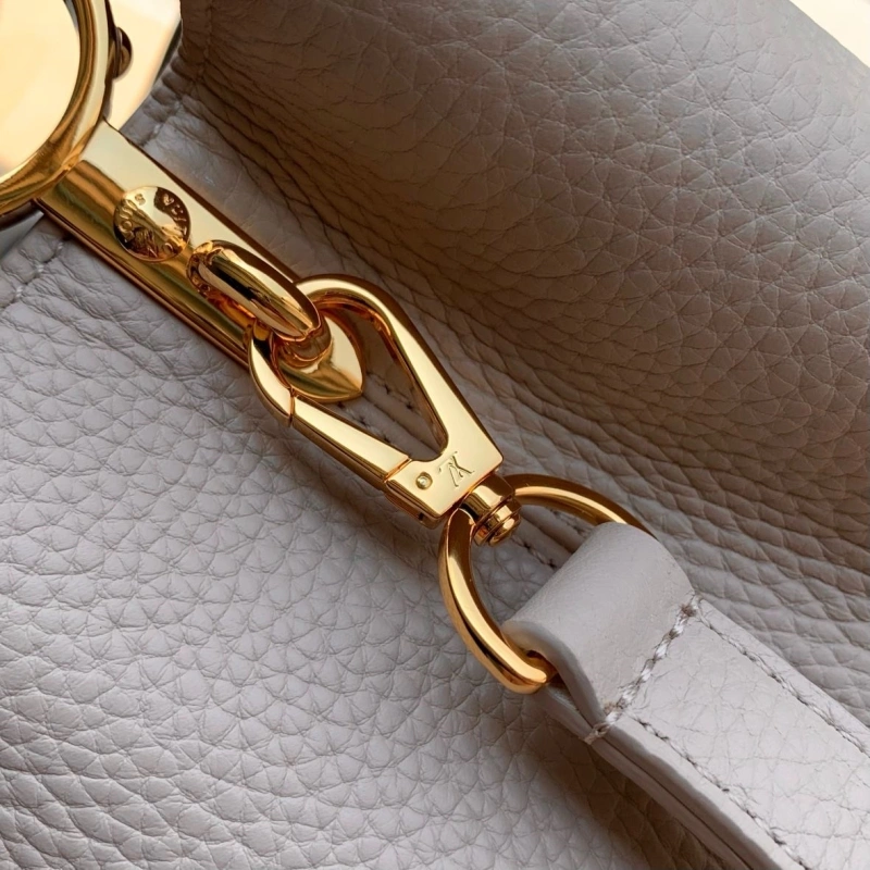 LV Capucines Bags 4048I-0494