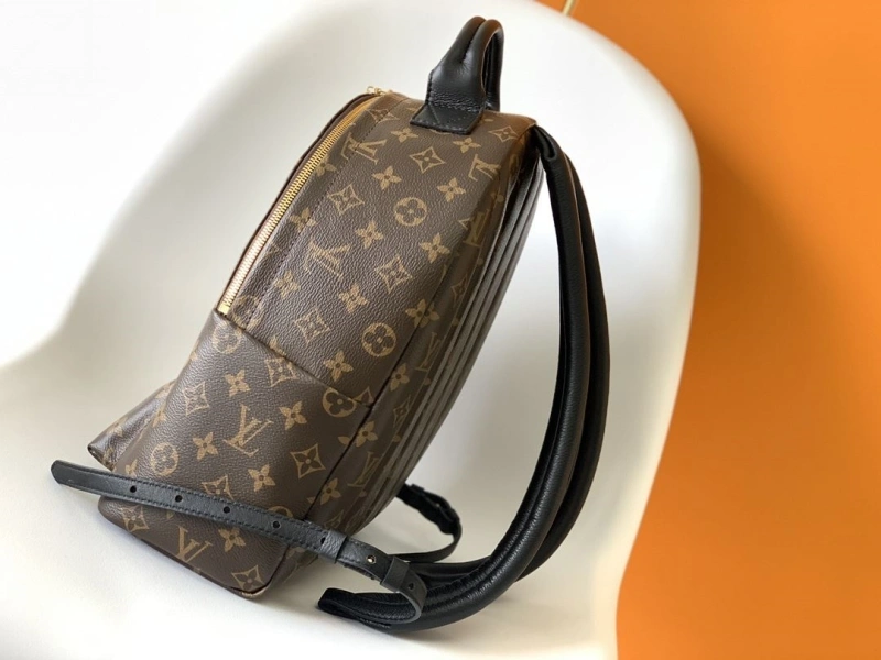LV Backpacks 4056A-0069