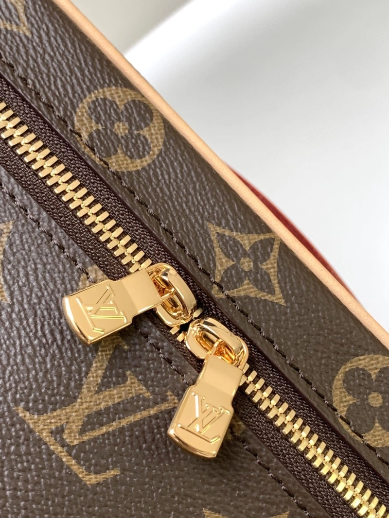LV Cosmetic Bags 4056C-0067