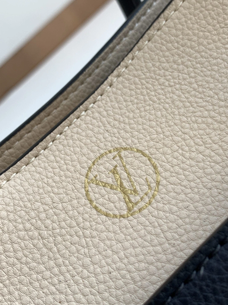 LV Shopping Bags 4056D-0025