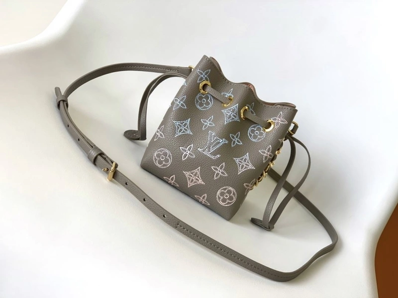 LV Bucket Bags 4056D-0216