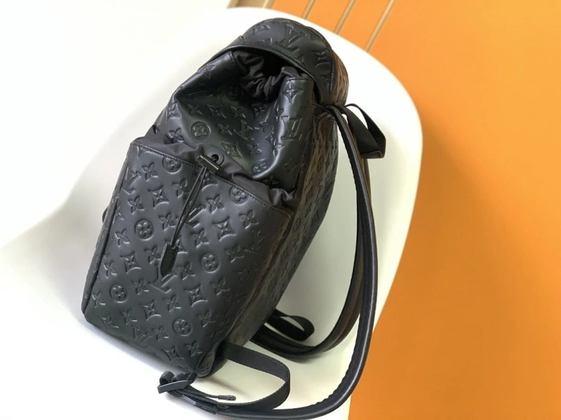 LV Backpacks 4056D-0343