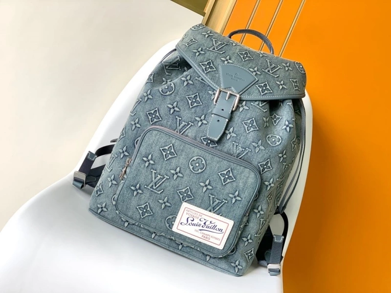 LV Backpacks 4056F-0073
