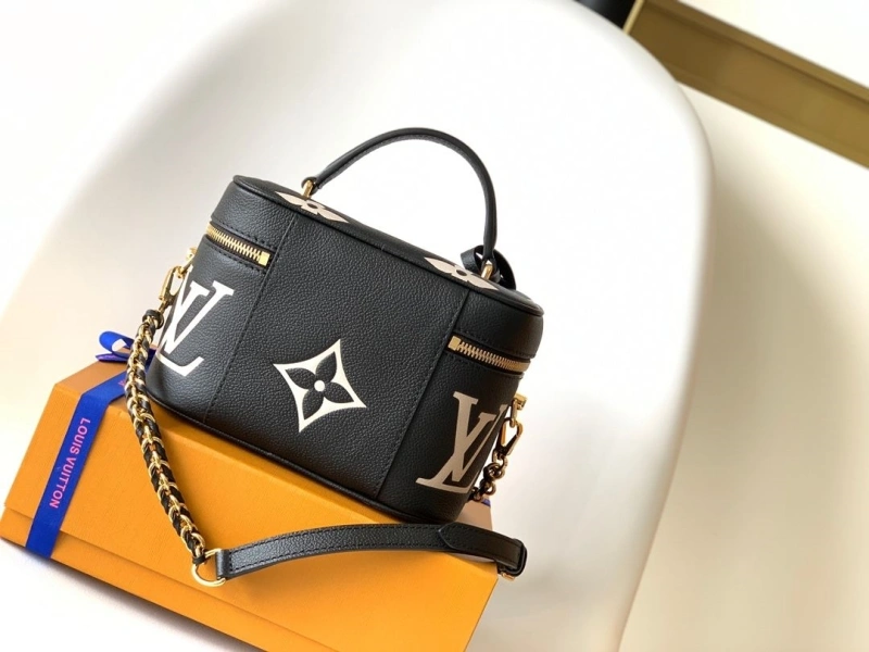 LV Cosmetic Bags 4056F-0107