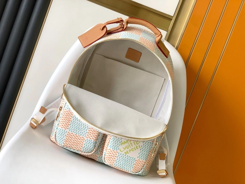 LV Backpacks 4056F-0131