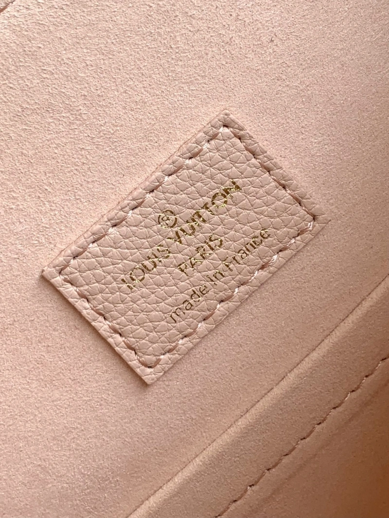 LV Backpacks 4056F-0212