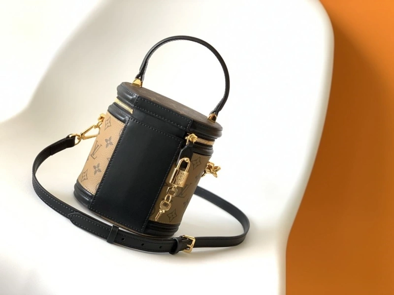 LV Round Bags 4056F-0617