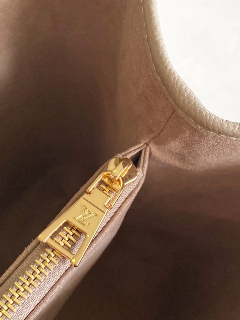 LV Shopping Bags 4056F-0720