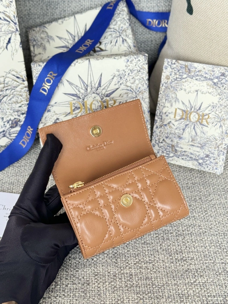 D10r wallets 4081-0636