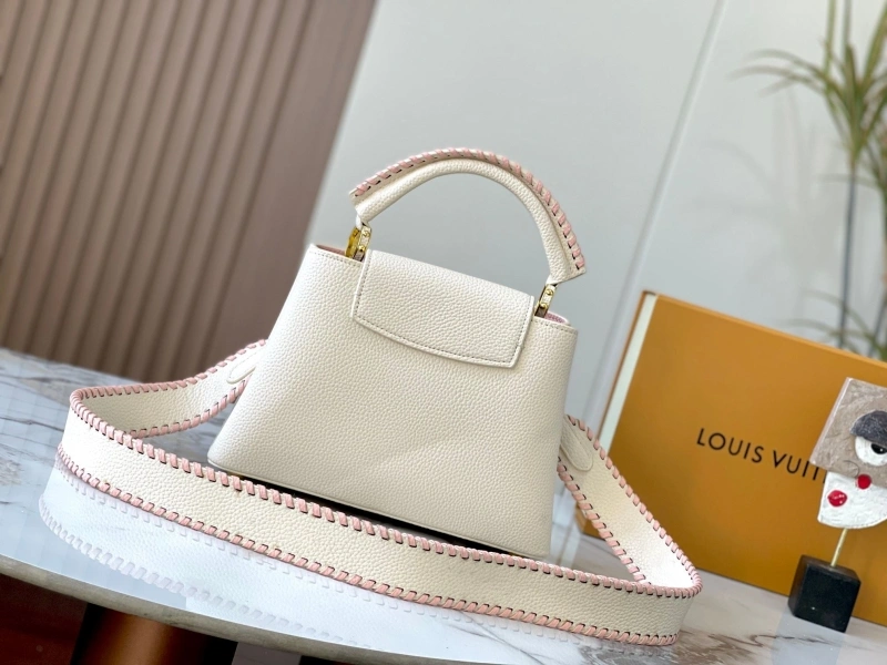 LV Capucines Bags 4081B-0232