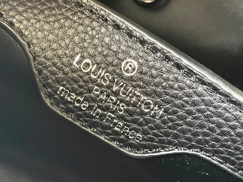 LV Capucines Bags 4081B-0276