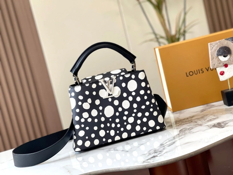 LV Capucines Bags 4081B-0280