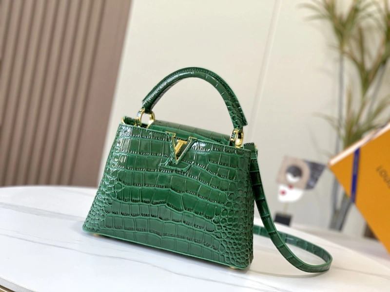 LV Capucines Bags 4081B-0300